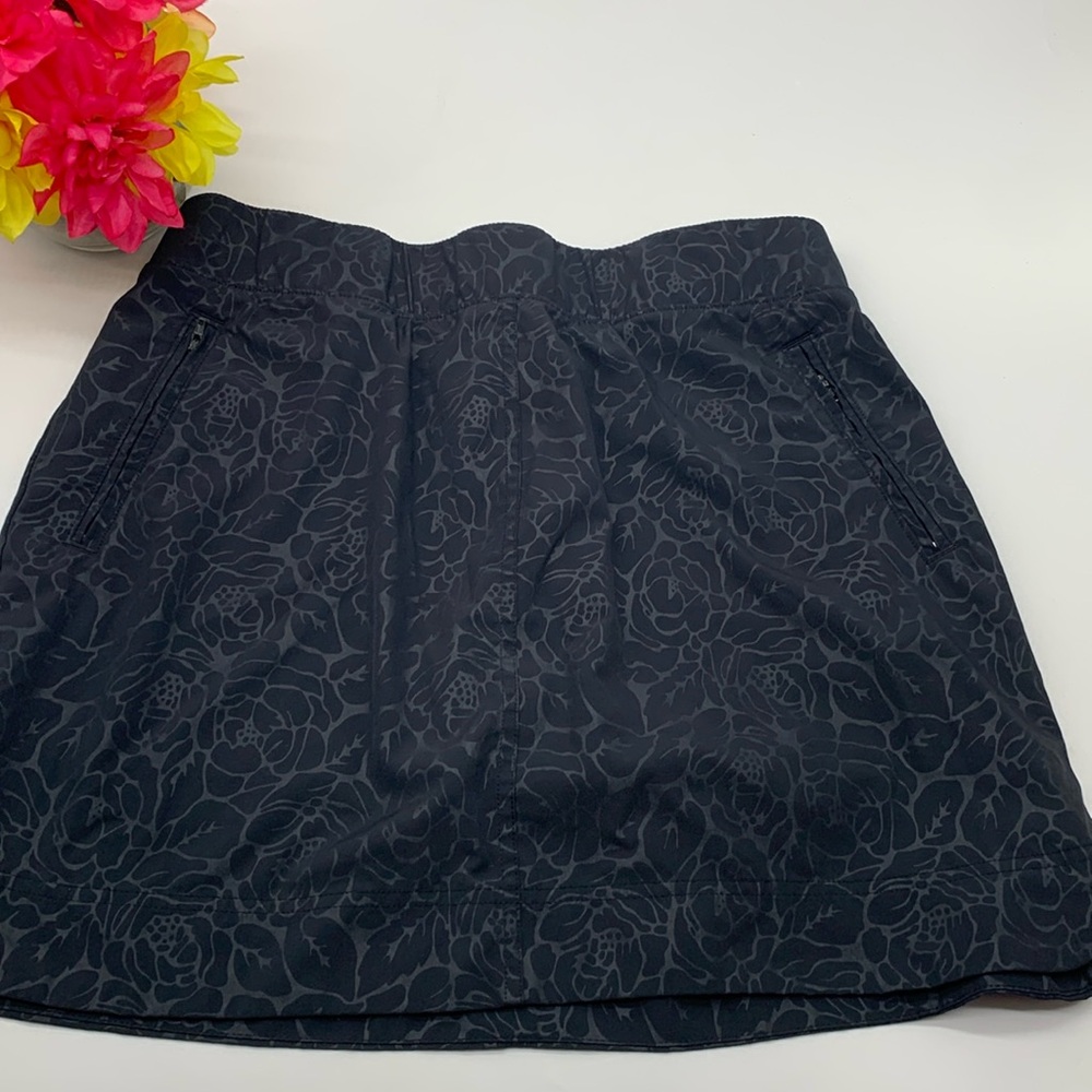 Orvis Black Gray Print Travel Active Skort Size Large